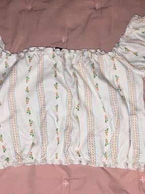 Forever 21 White Off-Shoulder Top with Ruffled Edge